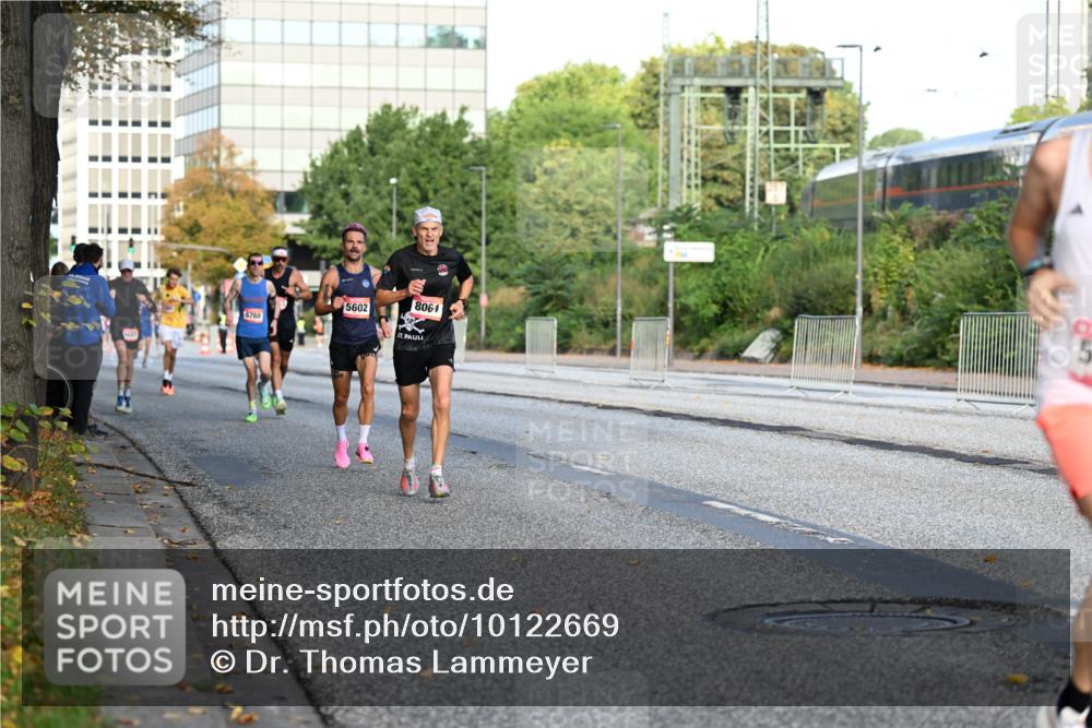 06.09.2026 - CURREX Alsterlauf Dr. Thomas Lammeyer http://msf.ph/oto/10122669 06.09.2026 09:38:15 Laufen 8061, 5768, 5602 meine-sportfotos.de