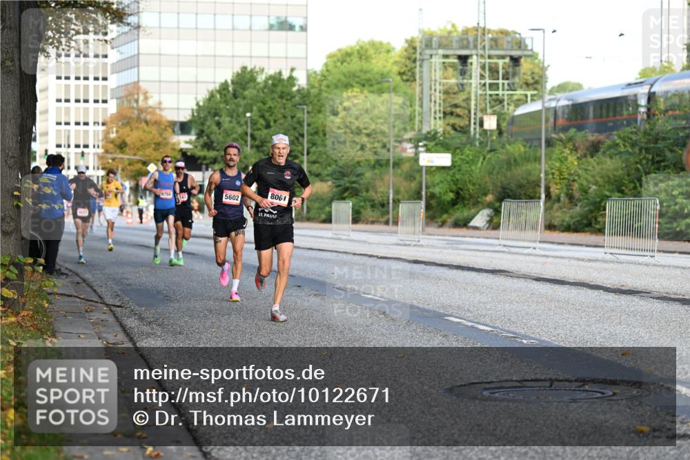 06.09.2026 - CURREX Alsterlauf Dr. Thomas Lammeyer http://msf.ph/oto/10122671 06.09.2026 09:38:15 Laufen 5768, 5602, 8061 meine-sportfotos.de