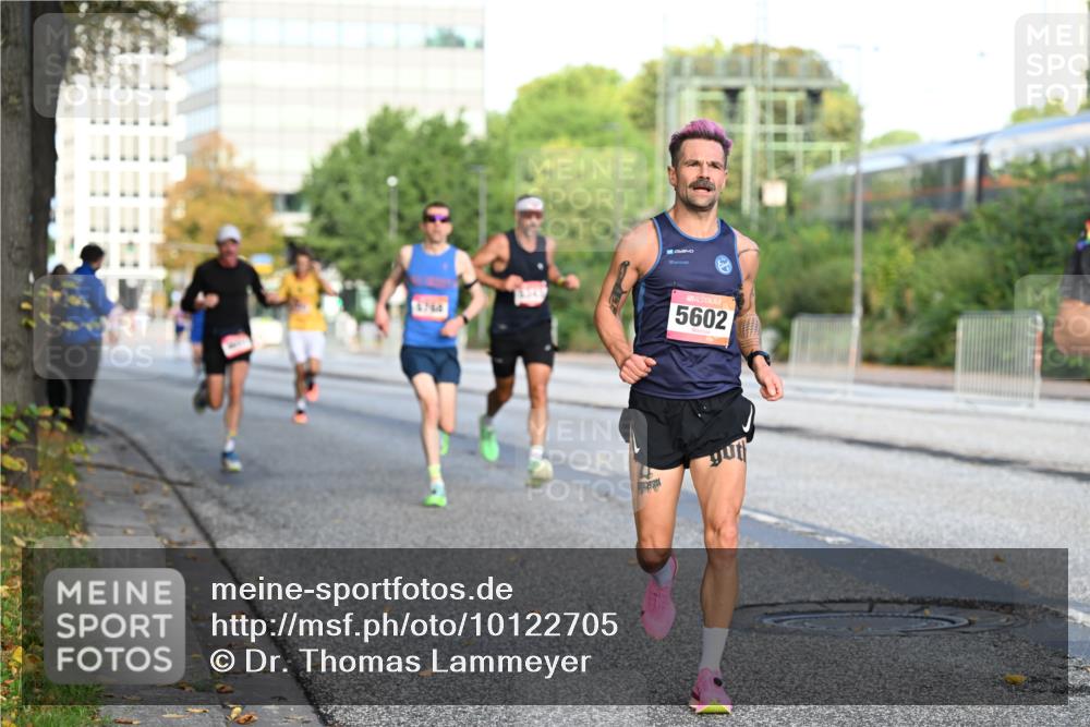 06.09.2026 - CURREX Alsterlauf Dr. Thomas Lammeyer http://msf.ph/oto/10122705 06.09.2026 09:38:18 Laufen 5764, 5602 meine-sportfotos.de