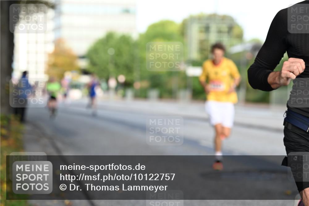 06.09.2026 - CURREX Alsterlauf Dr. Thomas Lammeyer http://msf.ph/oto/10122757 06.09.2026 09:38:22 Laufen  meine-sportfotos.de