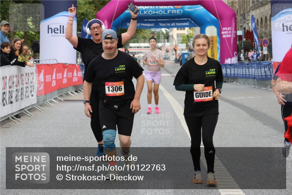 06.09.2026 - CURREX Alsterlauf Strokosch-Dieckow http://msf.ph/oto/10122763 06.09.2026 12:08:21 Ziel 1061, 1306, 1317, 3755 meine-sportfotos.de