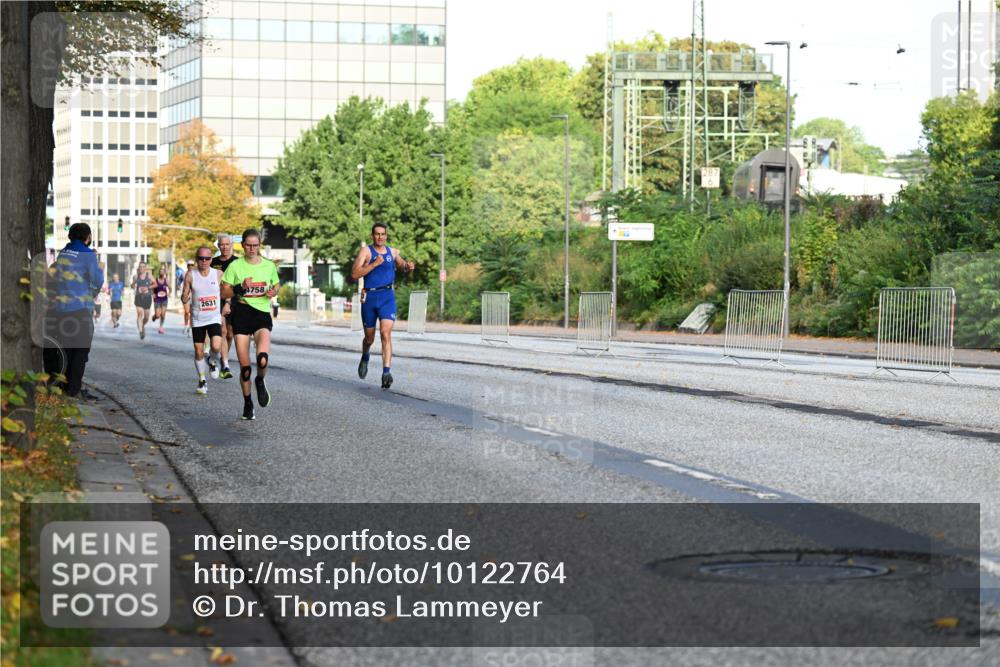 06.09.2026 - CURREX Alsterlauf Dr. Thomas Lammeyer http://msf.ph/oto/10122764 06.09.2026 09:38:24 Laufen 2631, 4758 meine-sportfotos.de