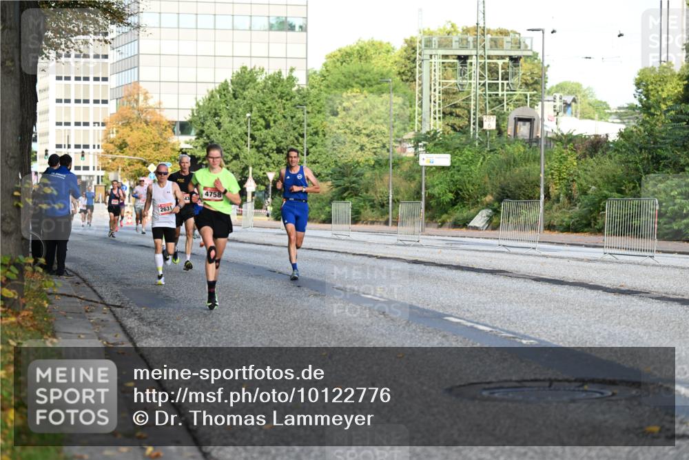 06.09.2026 - CURREX Alsterlauf Dr. Thomas Lammeyer http://msf.ph/oto/10122776 06.09.2026 09:38:26 Laufen 2631, 4758 meine-sportfotos.de