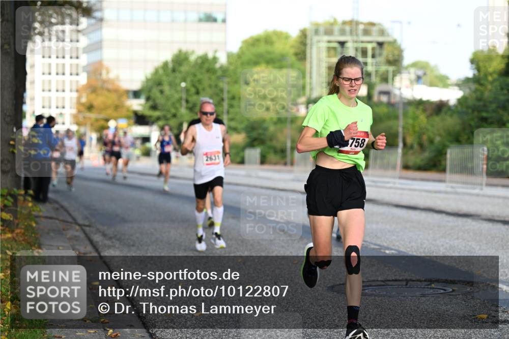 06.09.2026 - CURREX Alsterlauf Dr. Thomas Lammeyer http://msf.ph/oto/10122807 06.09.2026 09:38:28 Laufen 2831, 758 meine-sportfotos.de