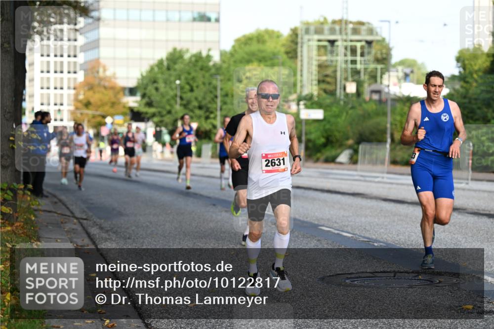 06.09.2026 - CURREX Alsterlauf Dr. Thomas Lammeyer http://msf.ph/oto/10122817 06.09.2026 09:38:29 Laufen 2631 meine-sportfotos.de