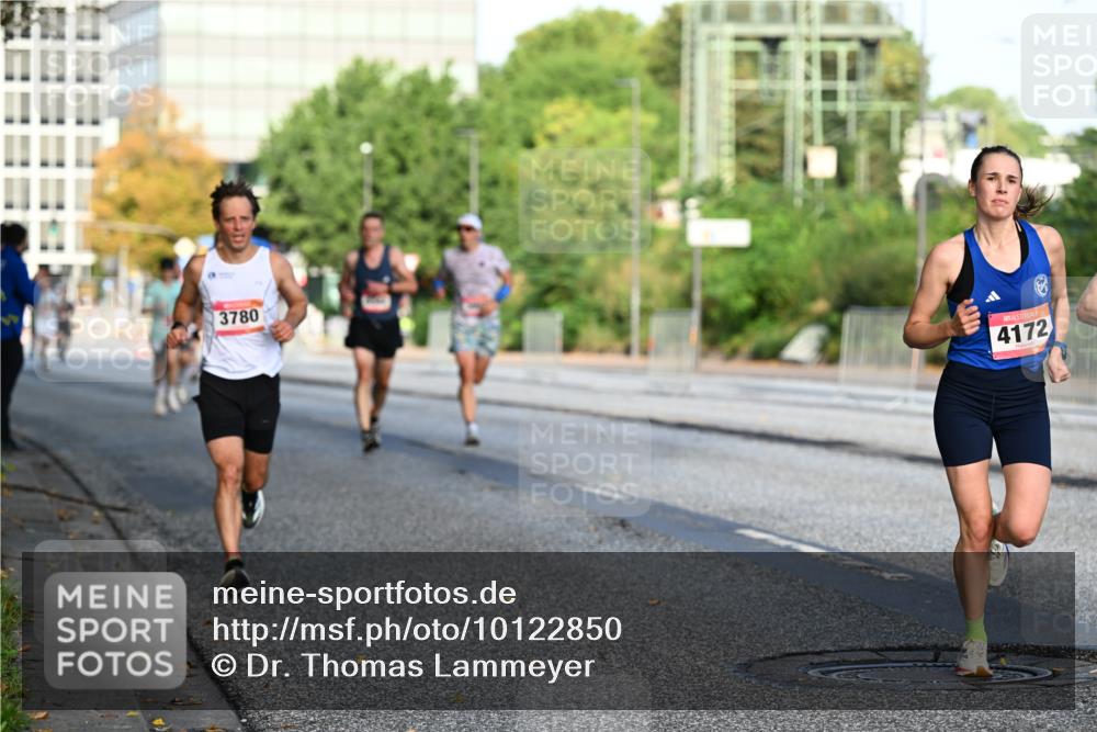 06.09.2026 - CURREX Alsterlauf Dr. Thomas Lammeyer http://msf.ph/oto/10122850 06.09.2026 09:38:34 Laufen 3780, 4172 meine-sportfotos.de