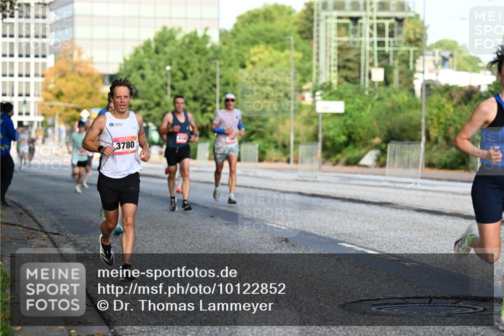 06.09.2026 - CURREX Alsterlauf Dr. Thomas Lammeyer http://msf.ph/oto/10122852 06.09.2026 09:38:34 Laufen 434, 3780 meine-sportfotos.de