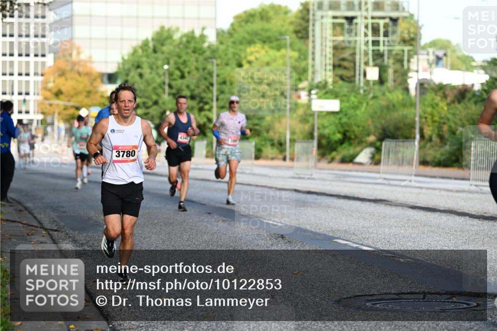 06.09.2026 - CURREX Alsterlauf Dr. Thomas Lammeyer http://msf.ph/oto/10122853 06.09.2026 09:38:34 Laufen 434, 3780 meine-sportfotos.de