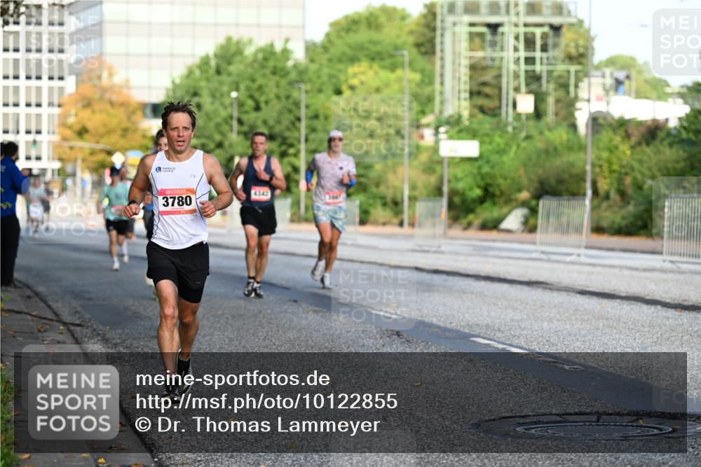 06.09.2026 - CURREX Alsterlauf Dr. Thomas Lammeyer http://msf.ph/oto/10122855 06.09.2026 09:38:34 Laufen 3780, 4342 meine-sportfotos.de