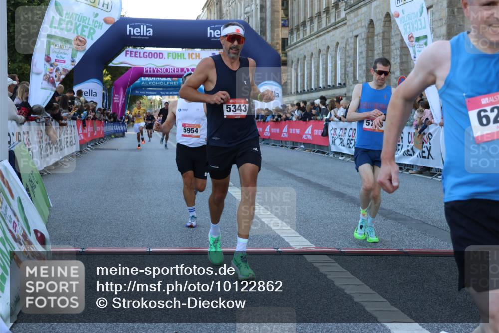 06.09.2026 - CURREX Alsterlauf Strokosch-Dieckow http://msf.ph/oto/10122862 06.09.2026 09:40:51 Ziel 3786, 4657, 4807, 5343, 5383, 5768, 5954, 5956, 6129, 6196, 6295 meine-sportfotos.de
