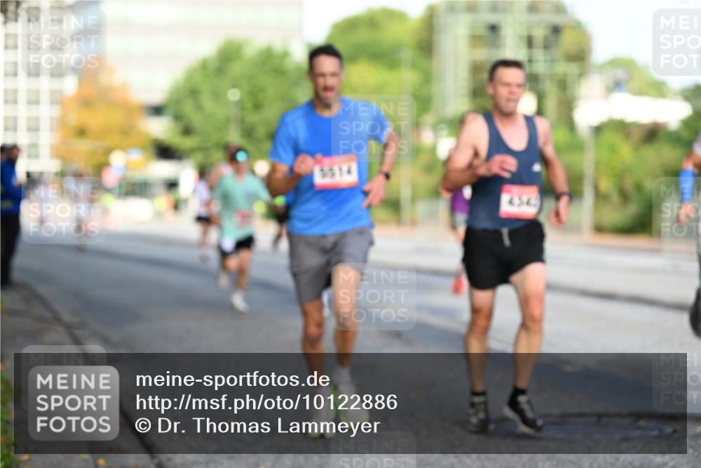 06.09.2026 - CURREX Alsterlauf Dr. Thomas Lammeyer http://msf.ph/oto/10122886 06.09.2026 09:38:38 Laufen 5514 meine-sportfotos.de