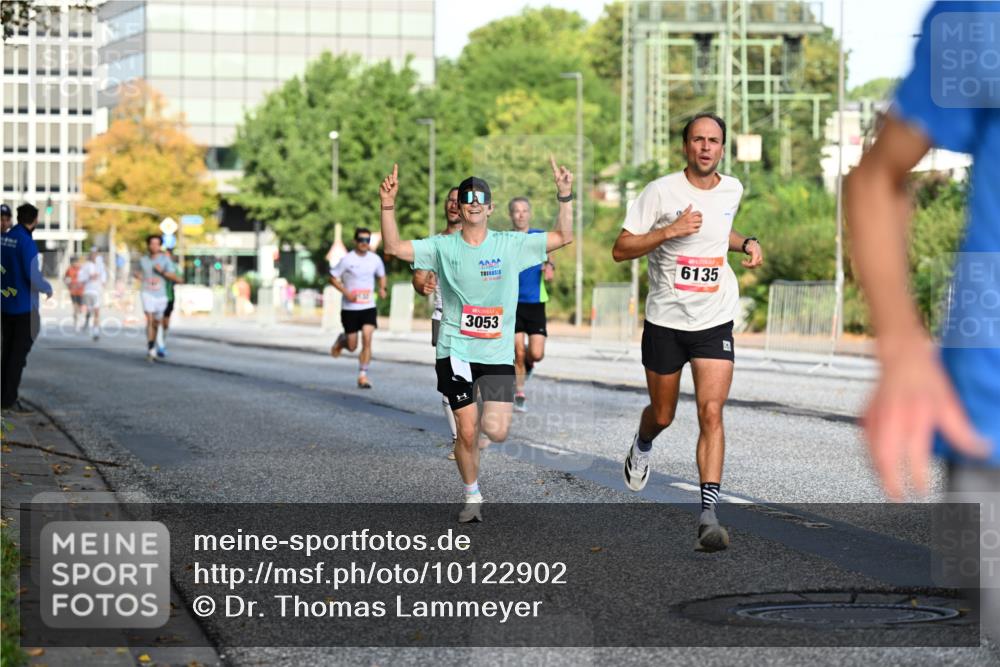 06.09.2026 - CURREX Alsterlauf Dr. Thomas Lammeyer http://msf.ph/oto/10122902 06.09.2026 09:38:40 Laufen 2024, 6135, 3053 meine-sportfotos.de