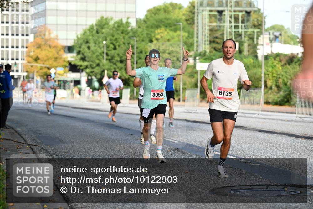 06.09.2026 - CURREX Alsterlauf Dr. Thomas Lammeyer http://msf.ph/oto/10122903 06.09.2026 09:38:40 Laufen 3053, 6135 meine-sportfotos.de