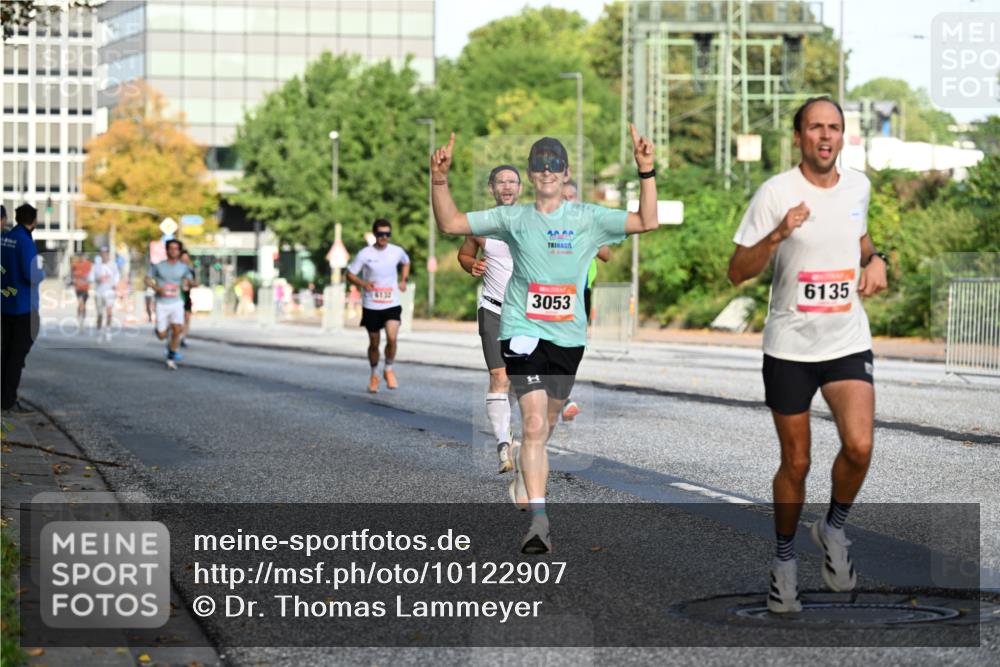 06.09.2026 - CURREX Alsterlauf Dr. Thomas Lammeyer http://msf.ph/oto/10122907 06.09.2026 09:38:40 Laufen 1, 680, 3053, 6135 meine-sportfotos.de
