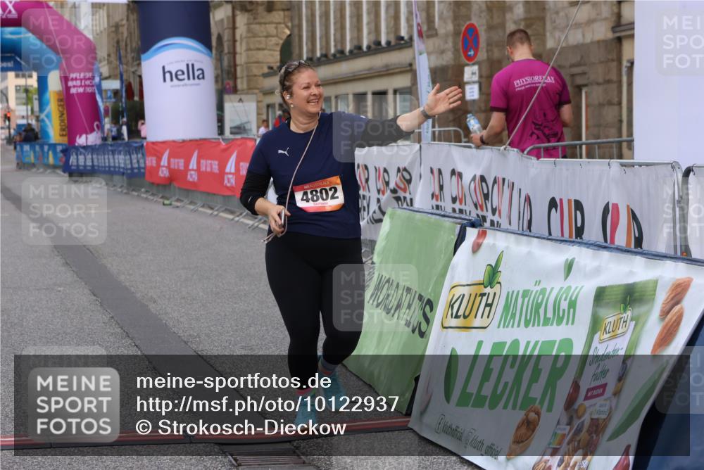 06.09.2026 - CURREX Alsterlauf Strokosch-Dieckow http://msf.ph/oto/10122937 06.09.2026 12:08:51 Ziel 4802 meine-sportfotos.de