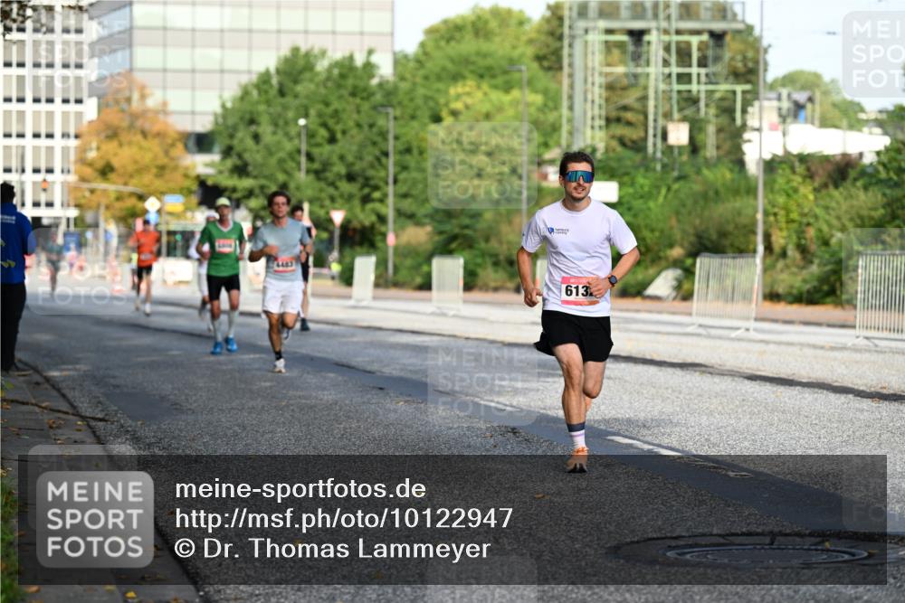 06.09.2026 - CURREX Alsterlauf Dr. Thomas Lammeyer http://msf.ph/oto/10122947 06.09.2026 09:38:44 Laufen 613 meine-sportfotos.de