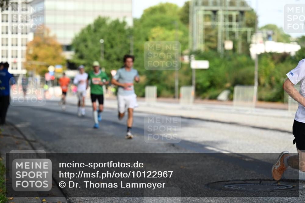 06.09.2026 - CURREX Alsterlauf Dr. Thomas Lammeyer http://msf.ph/oto/10122967 06.09.2026 09:38:46 Laufen  meine-sportfotos.de