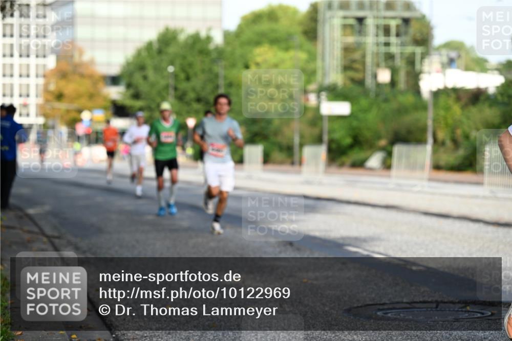 06.09.2026 - CURREX Alsterlauf Dr. Thomas Lammeyer http://msf.ph/oto/10122969 06.09.2026 09:38:46 Laufen  meine-sportfotos.de