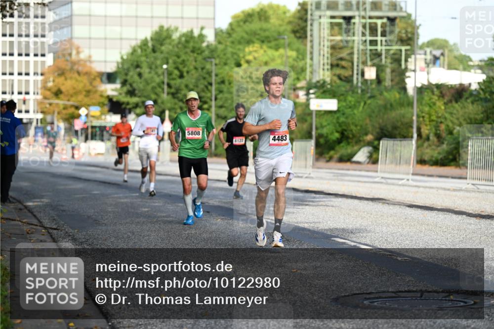06.09.2026 - CURREX Alsterlauf Dr. Thomas Lammeyer http://msf.ph/oto/10122980 06.09.2026 09:38:47 Laufen 5808, 6122, 4483 meine-sportfotos.de