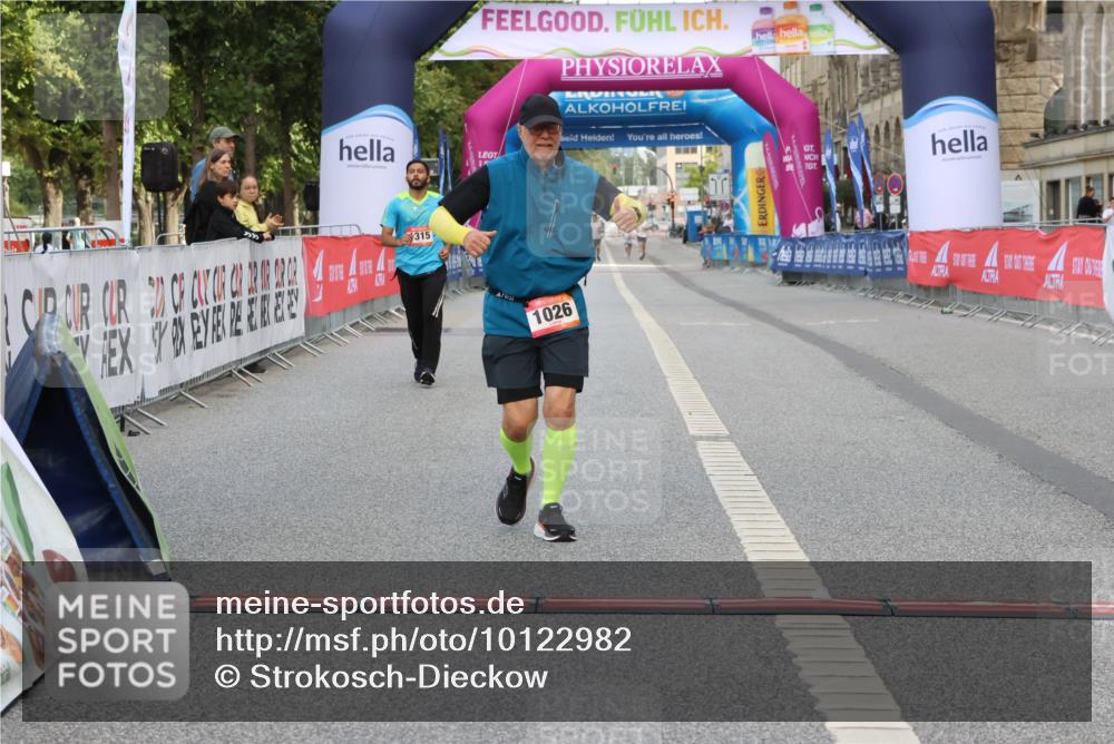 06.09.2026 - CURREX Alsterlauf Strokosch-Dieckow http://msf.ph/oto/10122982 06.09.2026 12:08:59 Ziel 1026, 1315 meine-sportfotos.de
