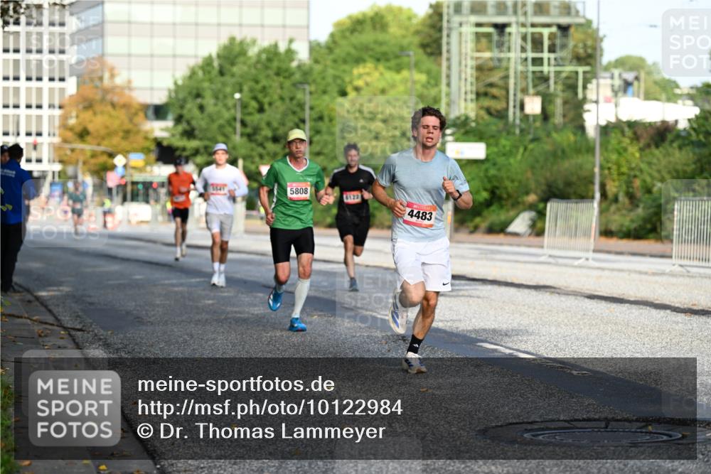 06.09.2026 - CURREX Alsterlauf Dr. Thomas Lammeyer http://msf.ph/oto/10122984 06.09.2026 09:38:48 Laufen 5808, 4483 meine-sportfotos.de