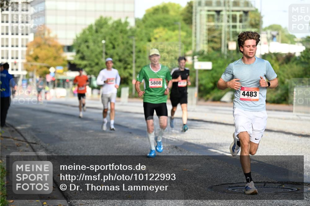 06.09.2026 - CURREX Alsterlauf Dr. Thomas Lammeyer http://msf.ph/oto/10122993 06.09.2026 09:38:48 Laufen 5808, 4483 meine-sportfotos.de