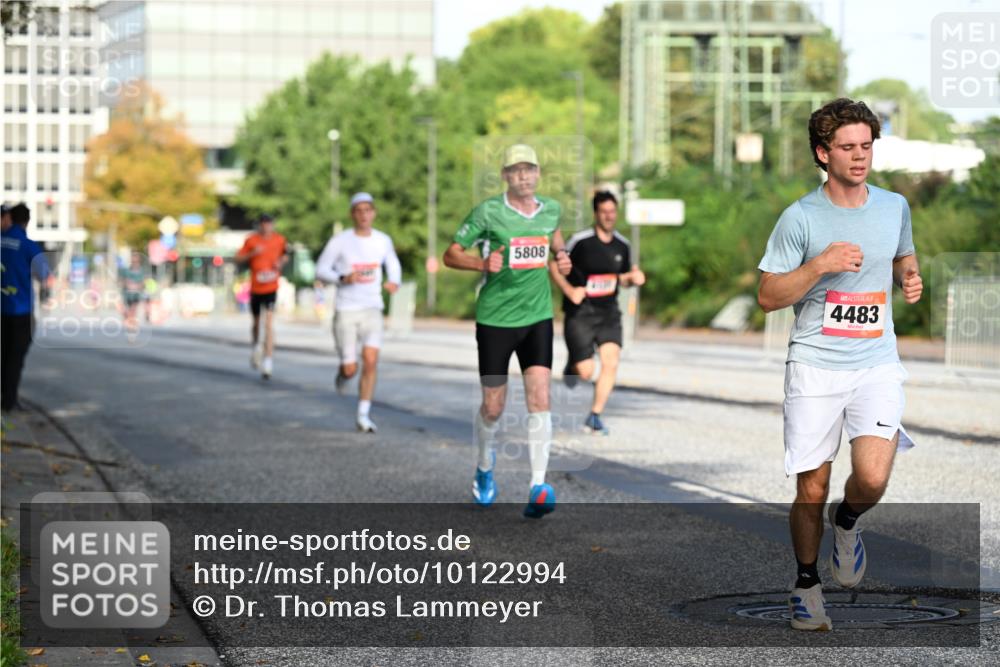06.09.2026 - CURREX Alsterlauf Dr. Thomas Lammeyer http://msf.ph/oto/10122994 06.09.2026 09:38:49 Laufen 5808, 4483 meine-sportfotos.de