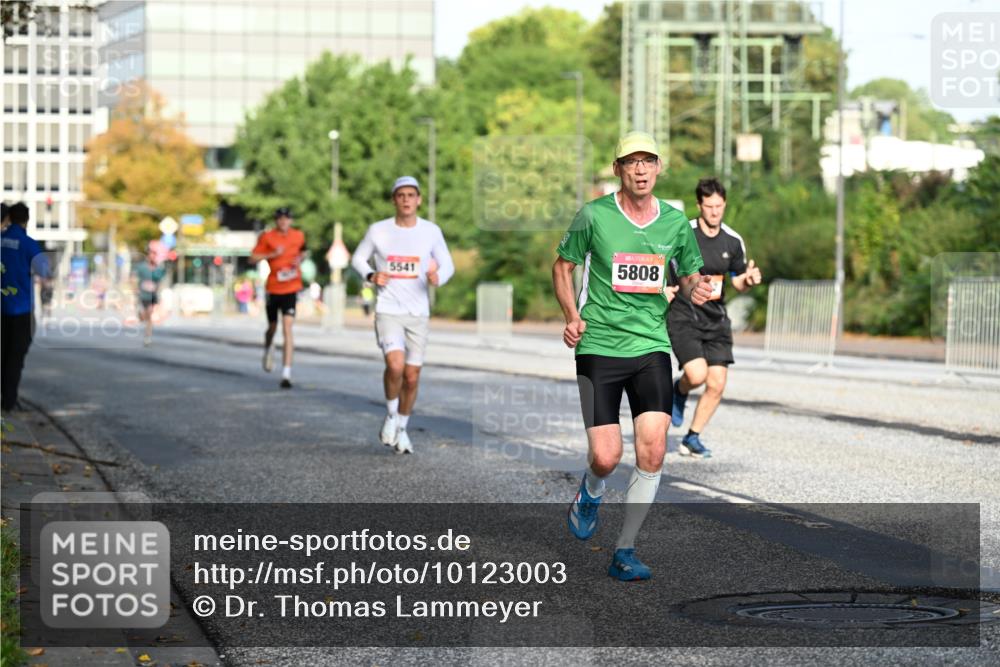 06.09.2026 - CURREX Alsterlauf Dr. Thomas Lammeyer http://msf.ph/oto/10123003 06.09.2026 09:38:49 Laufen 5541, 5808 meine-sportfotos.de