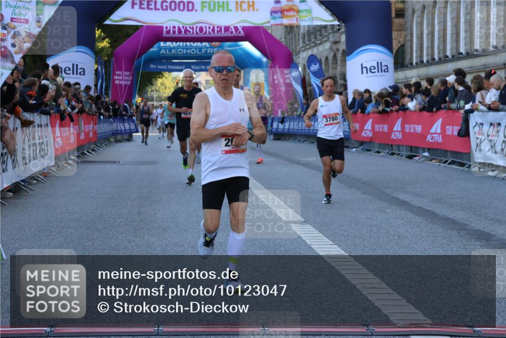 06.09.2026 - CURREX Alsterlauf Strokosch-Dieckow http://msf.ph/oto/10123047 06.09.2026 09:41:09 Ziel 2631, 3780, 3997, 4172, 4243, 5623, 6024, 6080, 8061 meine-sportfotos.de