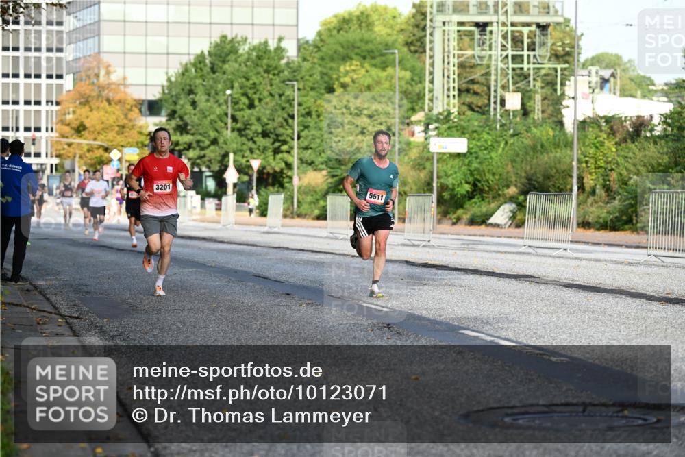 06.09.2026 - CURREX Alsterlauf Dr. Thomas Lammeyer http://msf.ph/oto/10123071 06.09.2026 09:38:58 Laufen 5511, 3201 meine-sportfotos.de