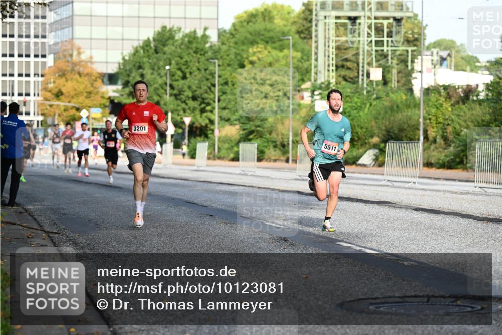 06.09.2026 - CURREX Alsterlauf Dr. Thomas Lammeyer http://msf.ph/oto/10123081 06.09.2026 09:38:59 Laufen 3201, 5511 meine-sportfotos.de