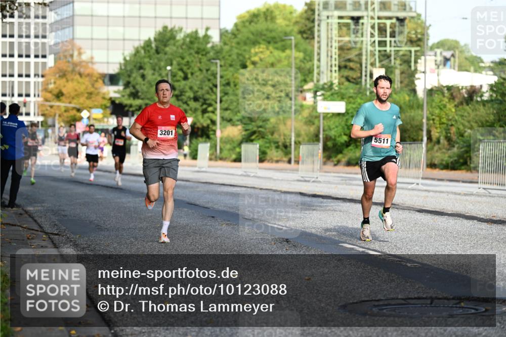 06.09.2026 - CURREX Alsterlauf Dr. Thomas Lammeyer http://msf.ph/oto/10123088 06.09.2026 09:38:59 Laufen 5511, 3201 meine-sportfotos.de