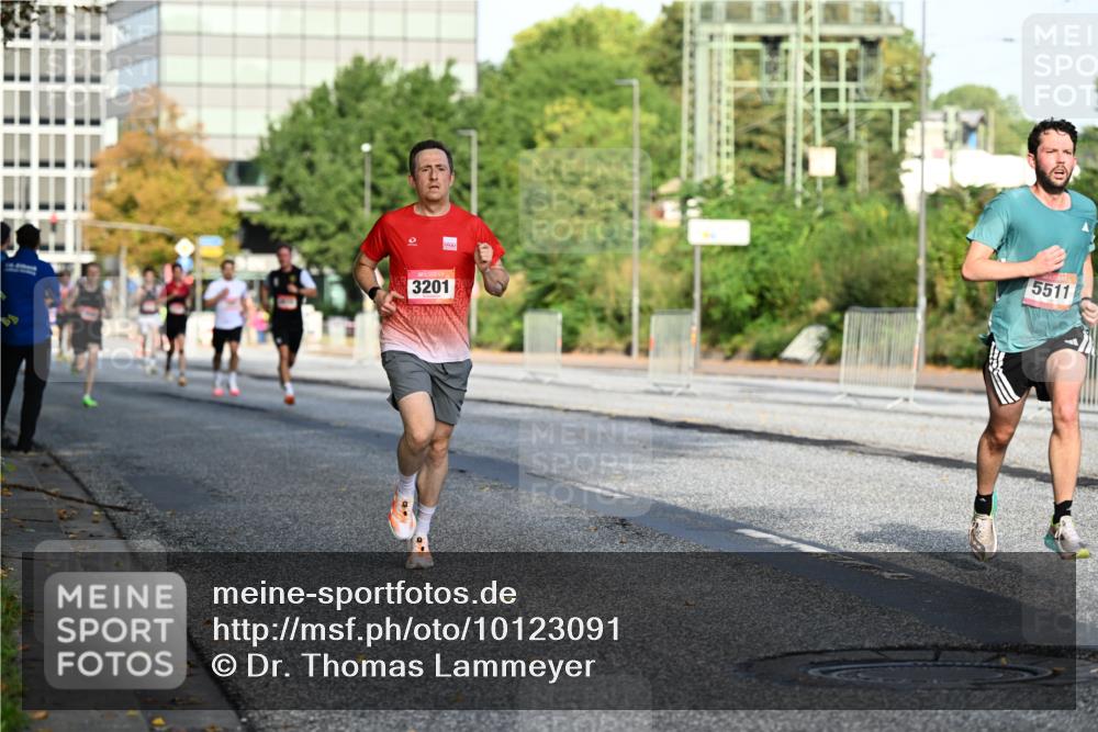 06.09.2026 - CURREX Alsterlauf Dr. Thomas Lammeyer http://msf.ph/oto/10123091 06.09.2026 09:39:00 Laufen 5511, 3201 meine-sportfotos.de