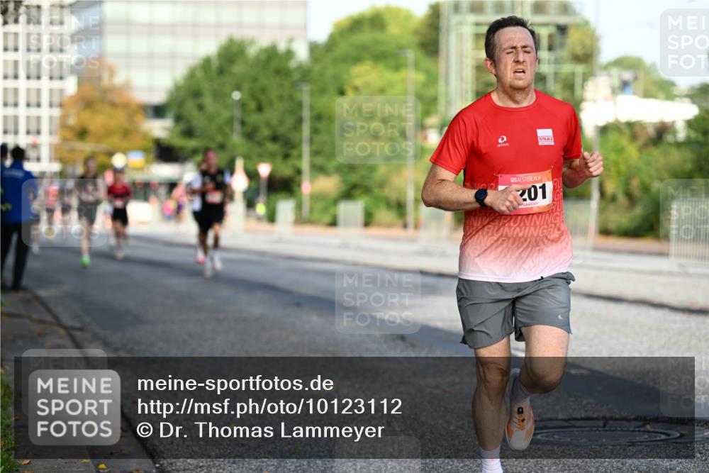 06.09.2026 - CURREX Alsterlauf Dr. Thomas Lammeyer http://msf.ph/oto/10123112 06.09.2026 09:39:02 Laufen 201 meine-sportfotos.de