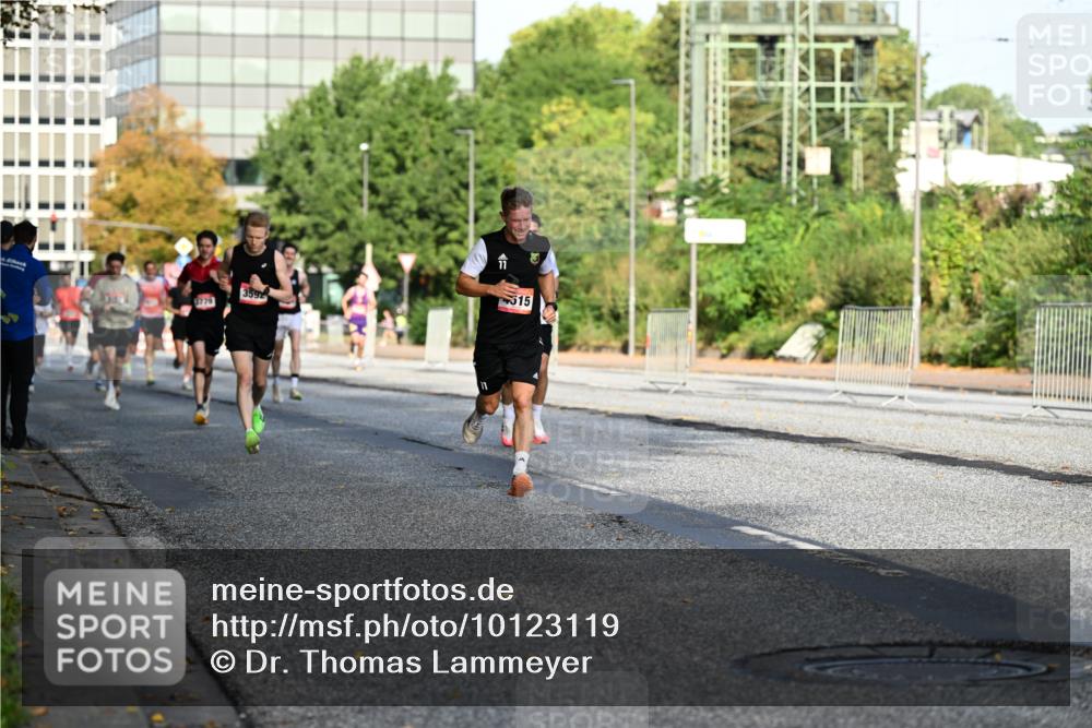 06.09.2026 - CURREX Alsterlauf Dr. Thomas Lammeyer http://msf.ph/oto/10123119 06.09.2026 09:39:05 Laufen 3592, 11, 515 meine-sportfotos.de