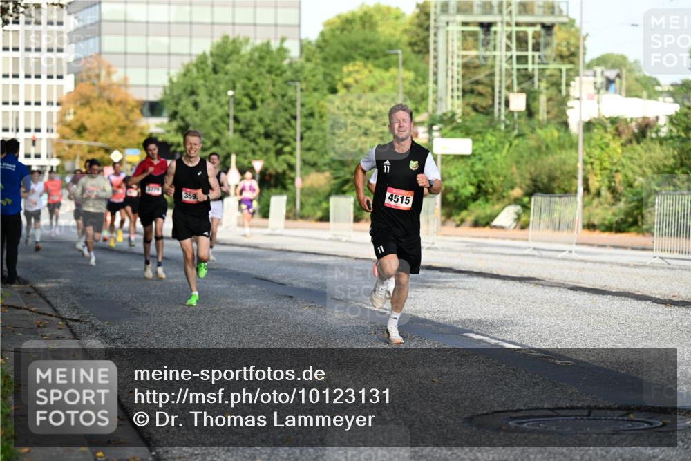 06.09.2026 - CURREX Alsterlauf Dr. Thomas Lammeyer http://msf.ph/oto/10123131 06.09.2026 09:39:06 Laufen 600, 4515 meine-sportfotos.de
