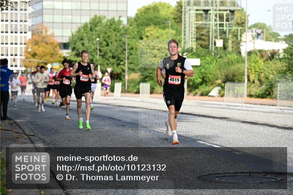 06.09.2026 - CURREX Alsterlauf Dr. Thomas Lammeyer http://msf.ph/oto/10123132 06.09.2026 09:39:06 Laufen 3592, 11, 4515 meine-sportfotos.de