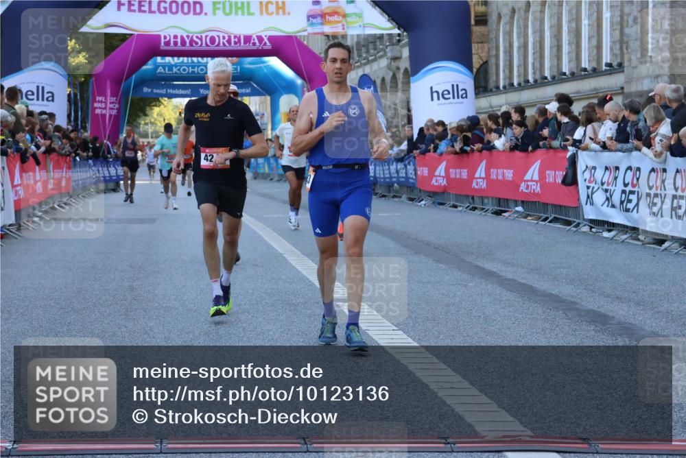 06.09.2026 - CURREX Alsterlauf Strokosch-Dieckow http://msf.ph/oto/10123136 06.09.2026 09:41:11 Ziel 2631, 3780, 3997, 4172, 4243, 5623, 6024, 6080, 6135 meine-sportfotos.de