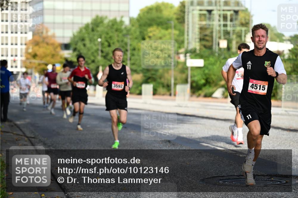 06.09.2026 - CURREX Alsterlauf Dr. Thomas Lammeyer http://msf.ph/oto/10123146 06.09.2026 09:39:07 Laufen 3592, 11, 4515 meine-sportfotos.de