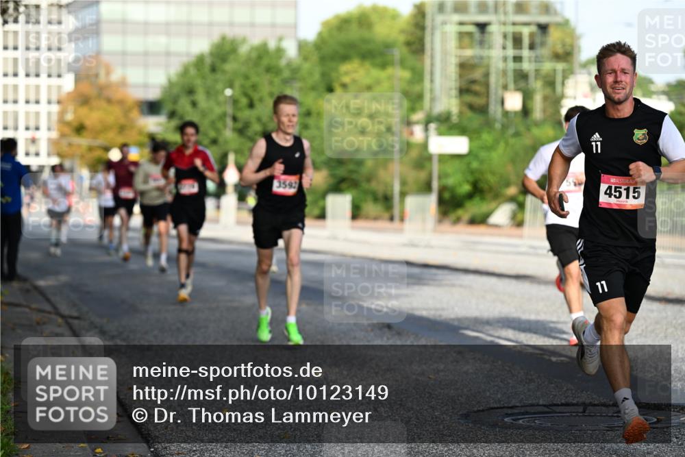 06.09.2026 - CURREX Alsterlauf Dr. Thomas Lammeyer http://msf.ph/oto/10123149 06.09.2026 09:39:08 Laufen 3592, 11, 11, 4515 meine-sportfotos.de