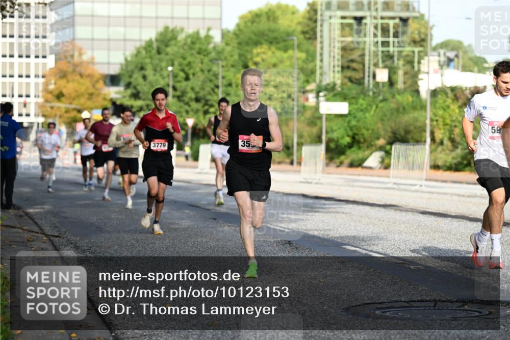 06.09.2026 - CURREX Alsterlauf Dr. Thomas Lammeyer http://msf.ph/oto/10123153 06.09.2026 09:39:08 Laufen 3779, 35, 15, 59 meine-sportfotos.de