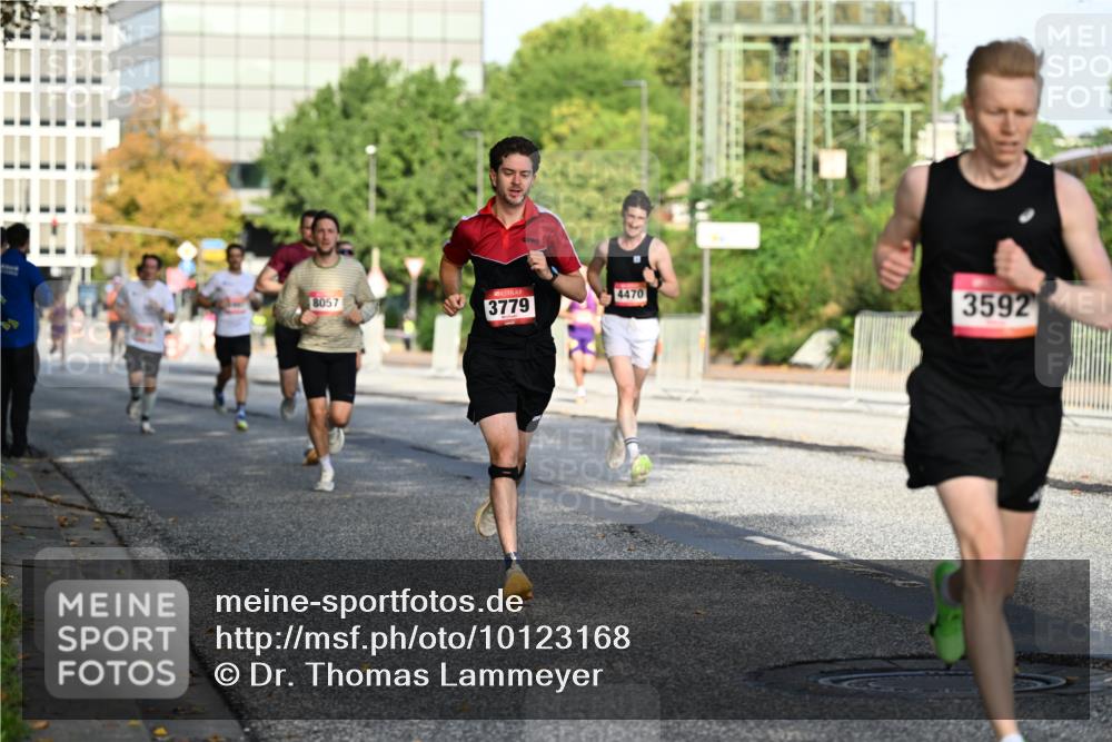 06.09.2026 - CURREX Alsterlauf Dr. Thomas Lammeyer http://msf.ph/oto/10123168 06.09.2026 09:39:10 Laufen 8057, 3779, 4470, 3592 meine-sportfotos.de