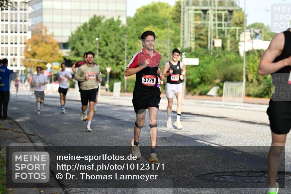 06.09.2026 - CURREX Alsterlauf Dr. Thomas Lammeyer http://msf.ph/oto/10123171 06.09.2026 09:39:10 Laufen 3779, 4470 meine-sportfotos.de