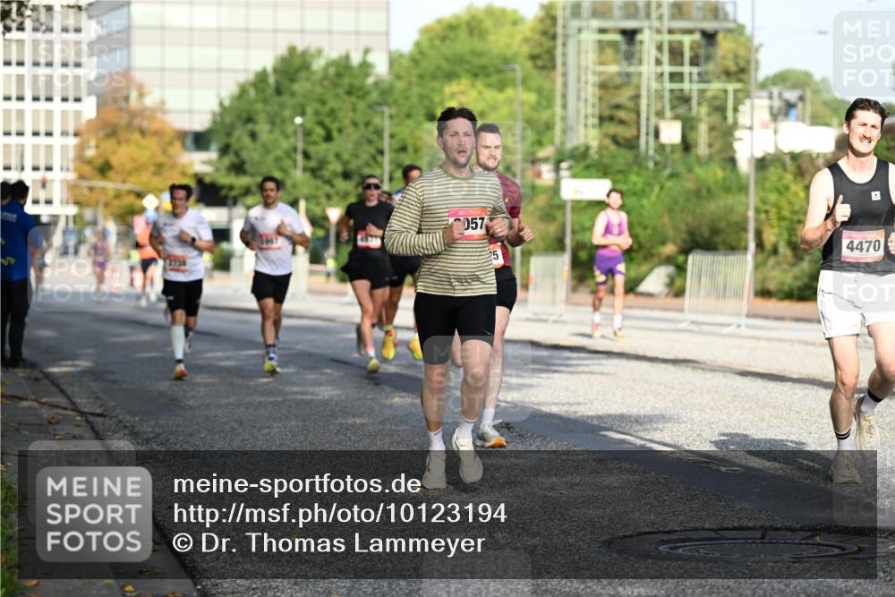06.09.2026 - CURREX Alsterlauf Dr. Thomas Lammeyer http://msf.ph/oto/10123194 06.09.2026 09:39:12 Laufen 057, 25, 4470 meine-sportfotos.de