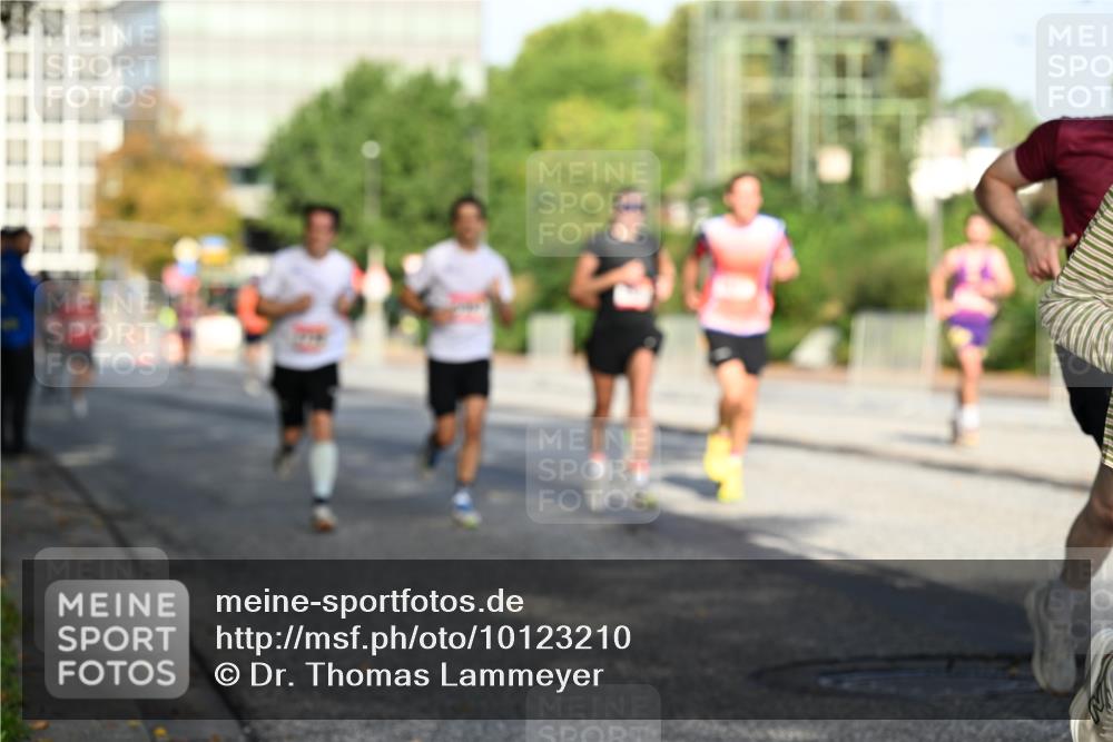 06.09.2026 - CURREX Alsterlauf Dr. Thomas Lammeyer http://msf.ph/oto/10123210 06.09.2026 09:39:13 Laufen  meine-sportfotos.de