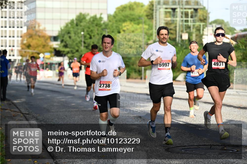 06.09.2026 - CURREX Alsterlauf Dr. Thomas Lammeyer http://msf.ph/oto/10123229 06.09.2026 09:39:15 Laufen 2738, 02, 5997, 6375, 4931 meine-sportfotos.de