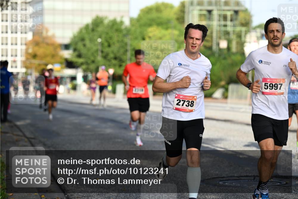 06.09.2026 - CURREX Alsterlauf Dr. Thomas Lammeyer http://msf.ph/oto/10123241 06.09.2026 09:39:16 Laufen 2318, 2738, 5997 meine-sportfotos.de