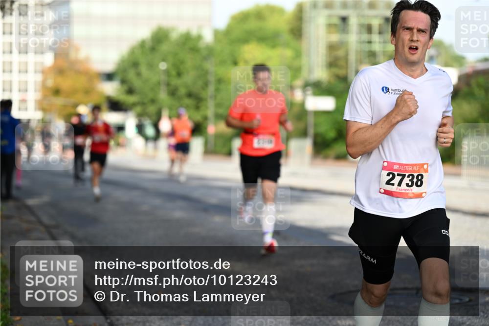 06.09.2026 - CURREX Alsterlauf Dr. Thomas Lammeyer http://msf.ph/oto/10123243 06.09.2026 09:39:17 Laufen 2738 meine-sportfotos.de