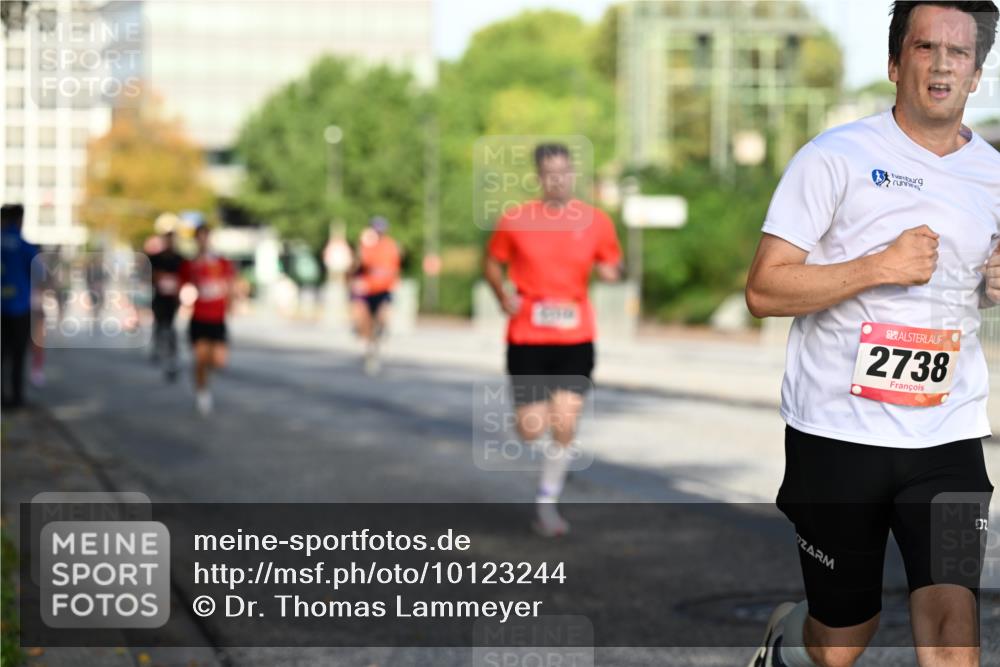 06.09.2026 - CURREX Alsterlauf Dr. Thomas Lammeyer http://msf.ph/oto/10123244 06.09.2026 09:39:17 Laufen 2738 meine-sportfotos.de