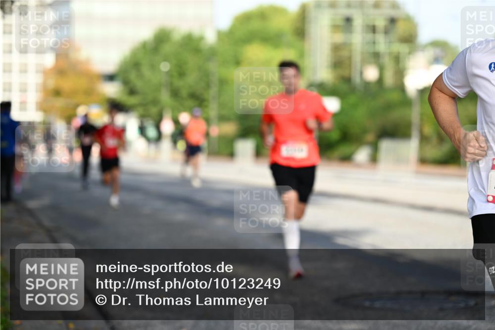 06.09.2026 - CURREX Alsterlauf Dr. Thomas Lammeyer http://msf.ph/oto/10123249 06.09.2026 09:39:17 Laufen 20 meine-sportfotos.de